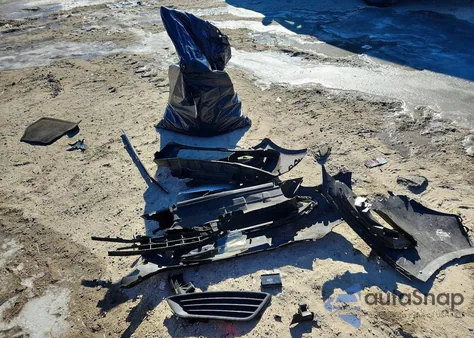 2015 Ford Focus Se from USA, damaged, VIN 1FADP3F2XFL295743